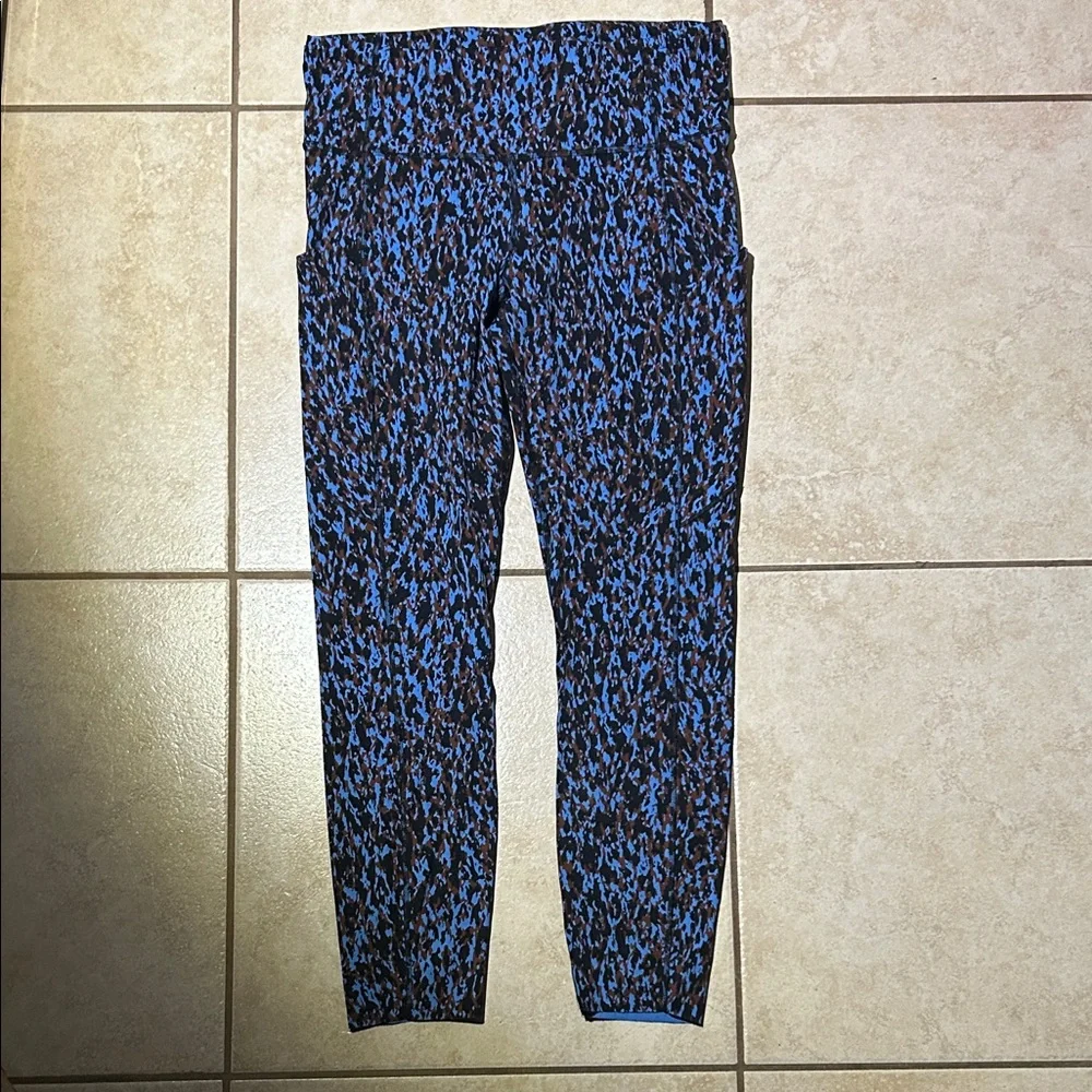 Blue and Black Patterned Lululemon Leggings - Picture 4 of 4